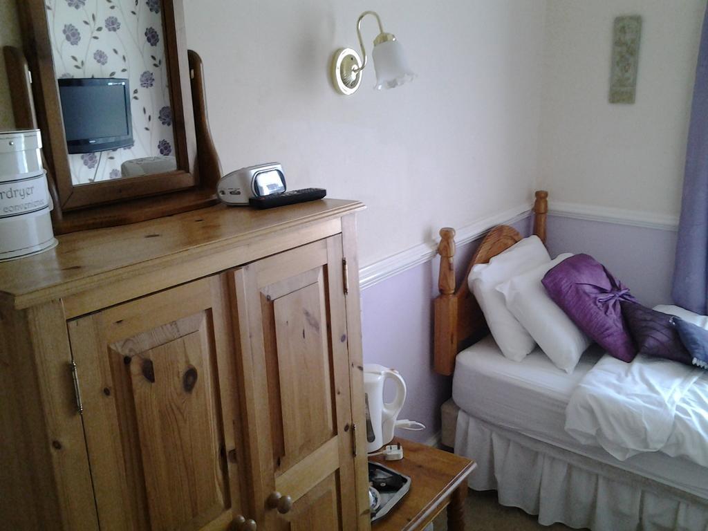 חלנדודנו No. 9 Guest House חדר תמונה