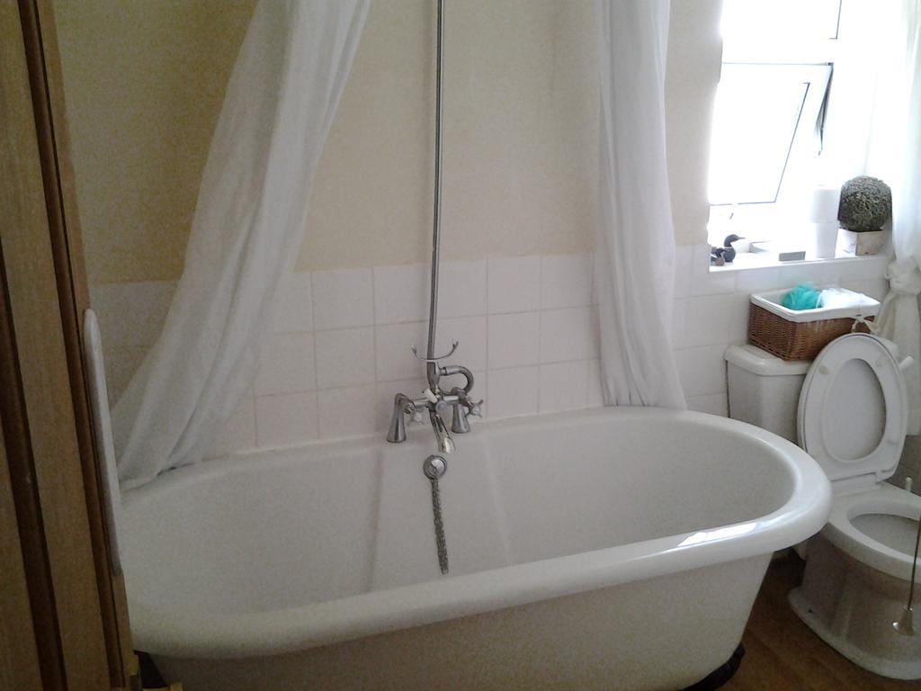 חלנדודנו No. 9 Guest House חדר תמונה